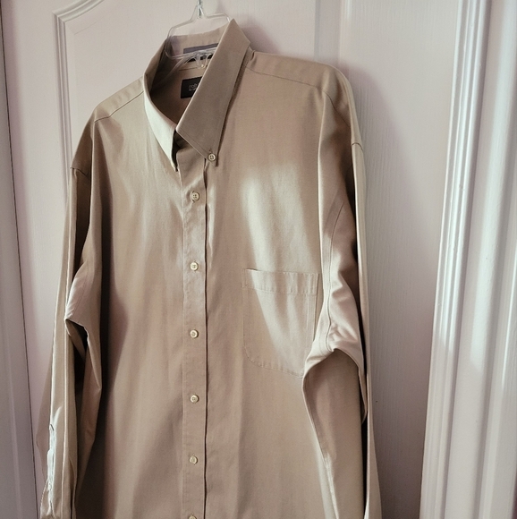 Croft & Burrow Dress Shirt Oatmeal - Picture 4 of 4
